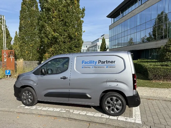 Camionnette Facility Partner